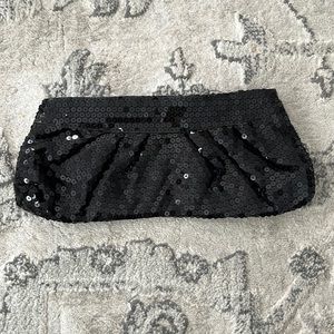 Black sequence clutch